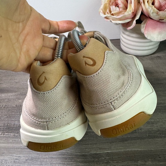 OluKai Lae’ahi Li Drop Heel Canvas Khaki Sneakers size 9.5 $150 - Picture 4 of 11
